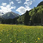 Konukevi Gaestehaus Baldauf 3*